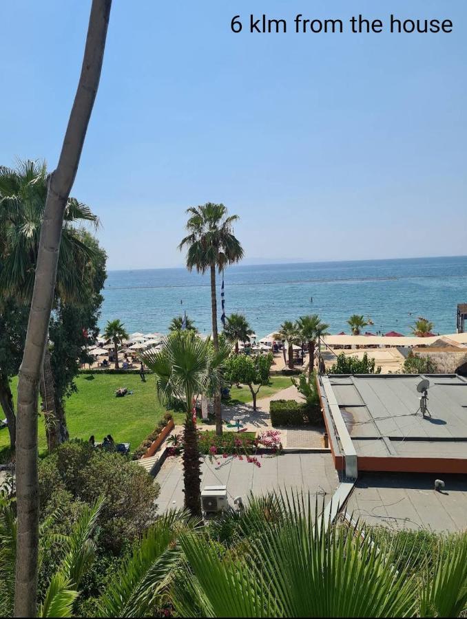 Penthouse With An Incredible View 350M From Metro Station! Apartamento Atenas Exterior foto