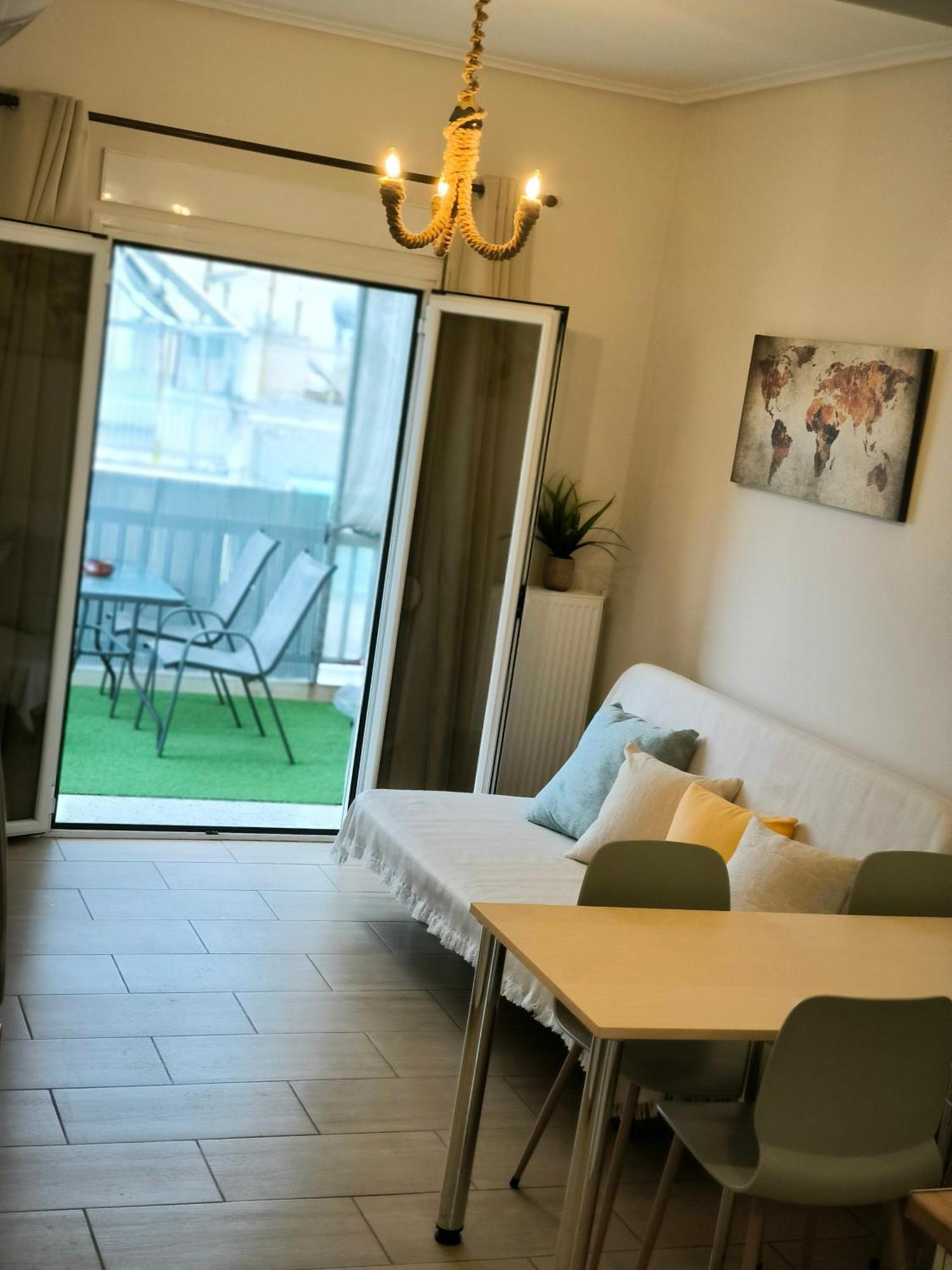 Penthouse With An Incredible View 350M From Metro Station! Apartamento Atenas Exterior foto