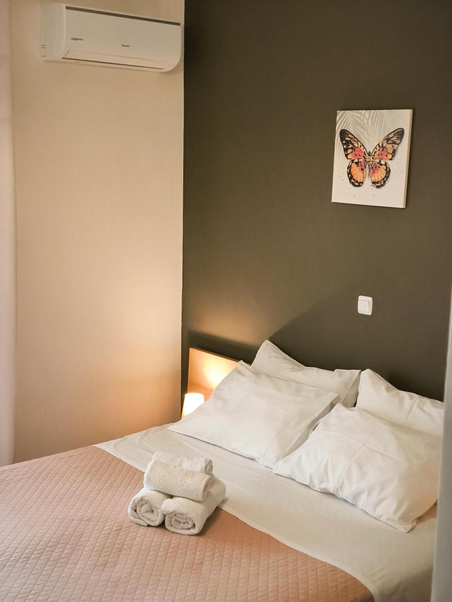 Penthouse With An Incredible View 350M From Metro Station! Apartamento Atenas Exterior foto