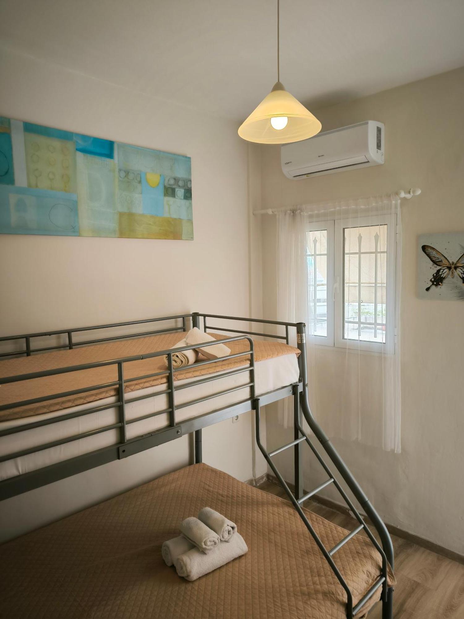 Penthouse With An Incredible View 350M From Metro Station! Apartamento Atenas Exterior foto